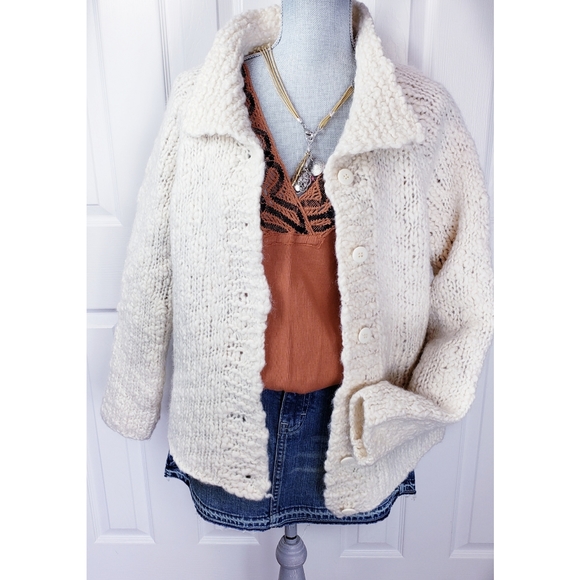 A. Gannetti Hand Knit Wool Chunky Cardigan L - Picture 3 of 5